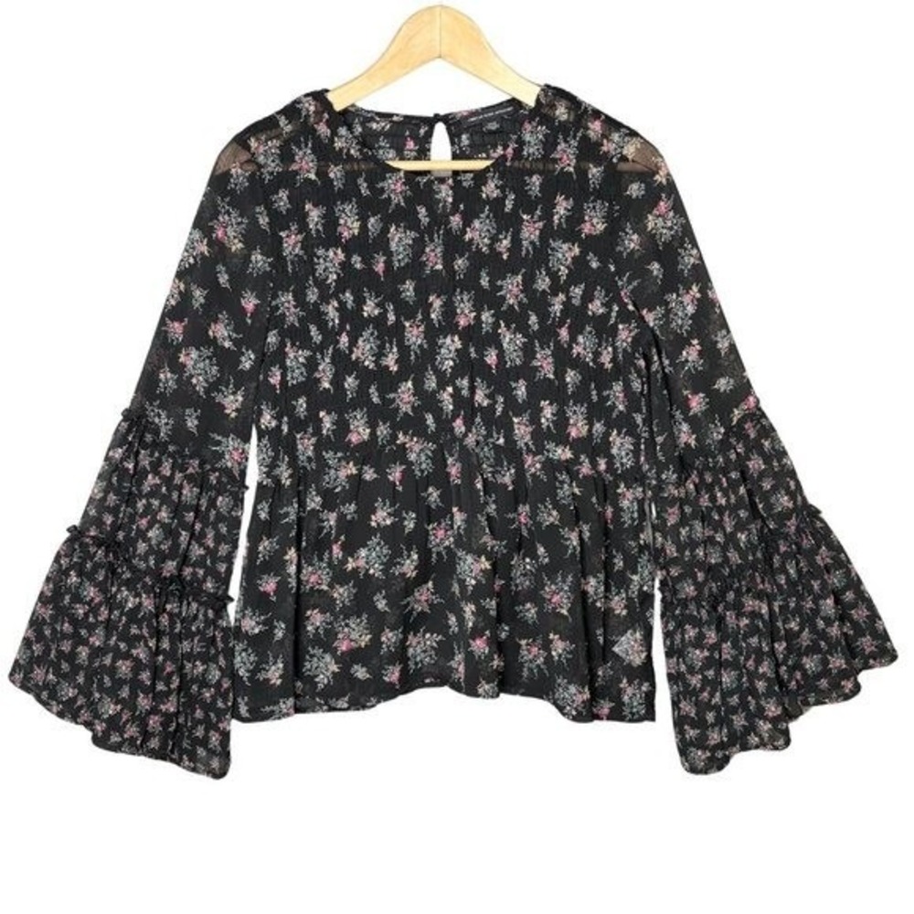 American Eagle Women Black Floral Smocked Bell Sleeve Top S Festival Romantic